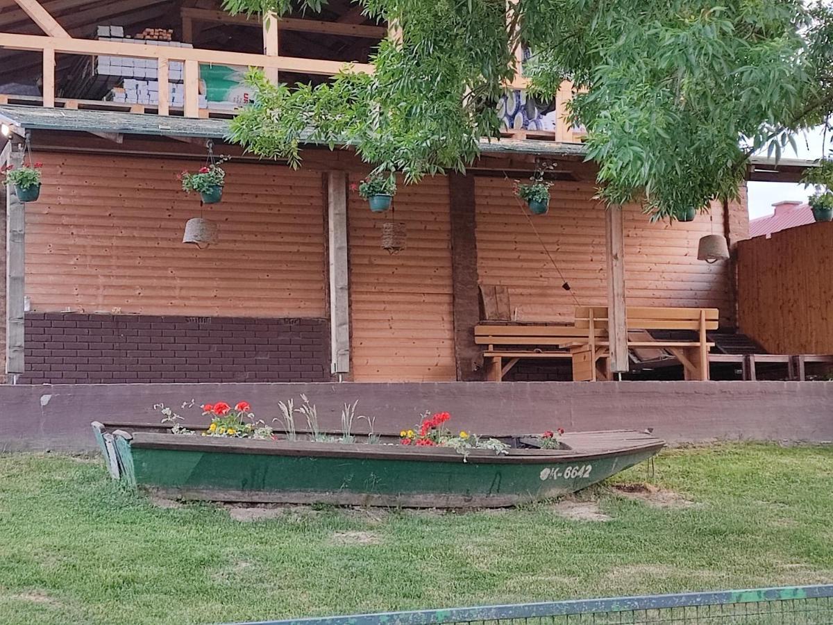 Udicarski Dom Usce Almás Kültér fotó